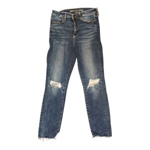 American Eagle Women's Distressed Super Hi-Rise Jegging